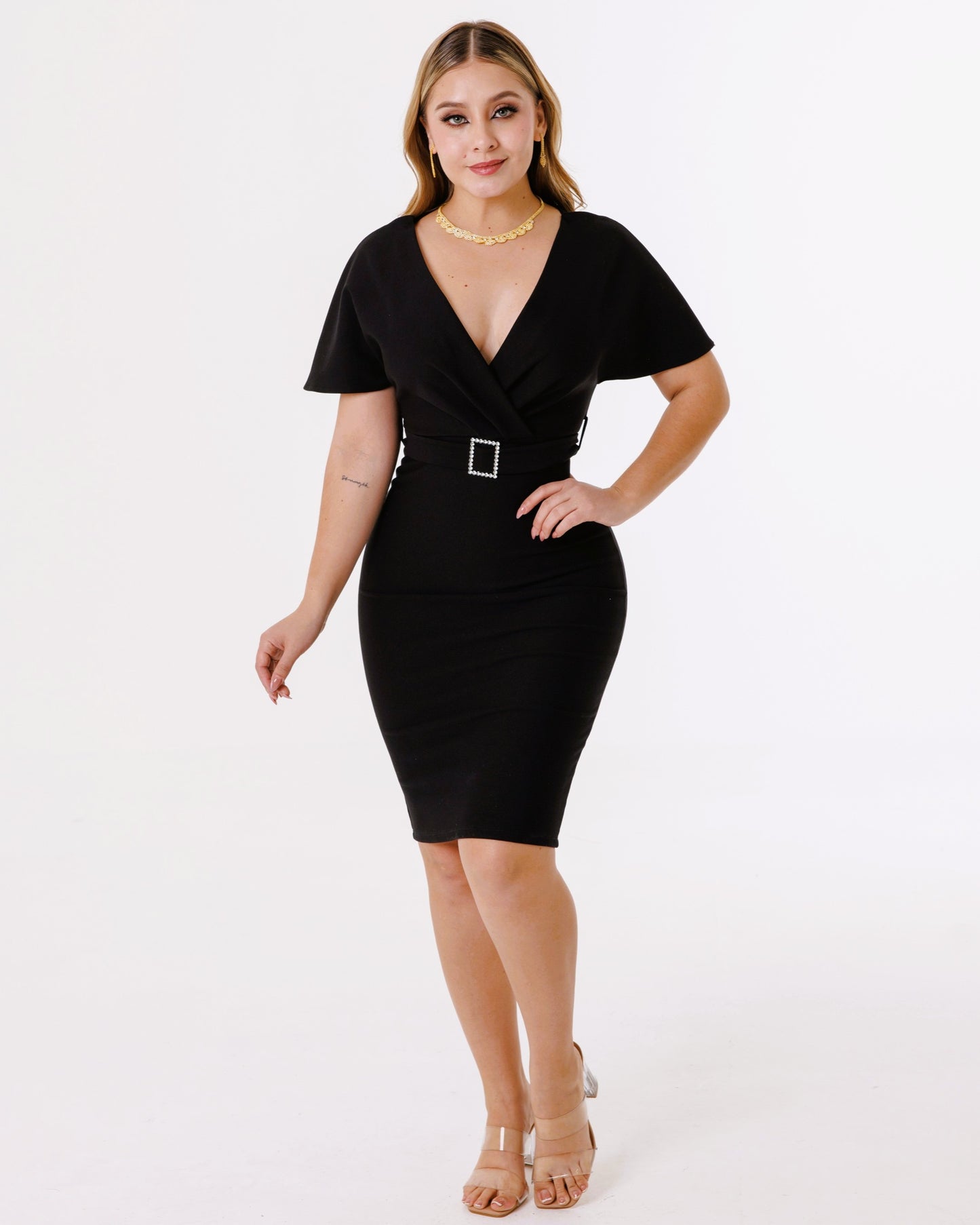 Vestido Corto con cinturon con mamgas y cuello cruzado - DIVA