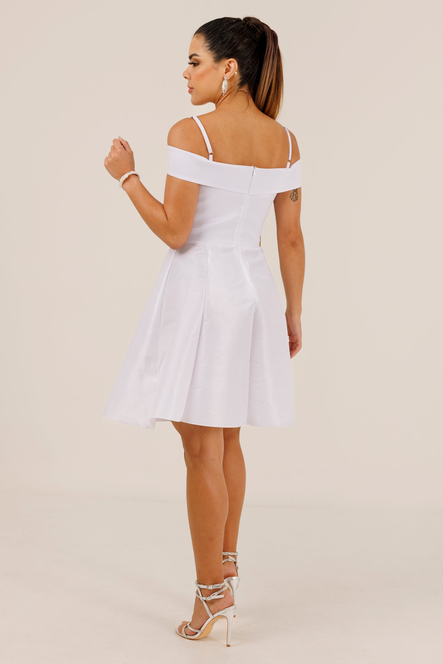 Vestido Ampon Corto con Manngas y Tirantes - Gemma