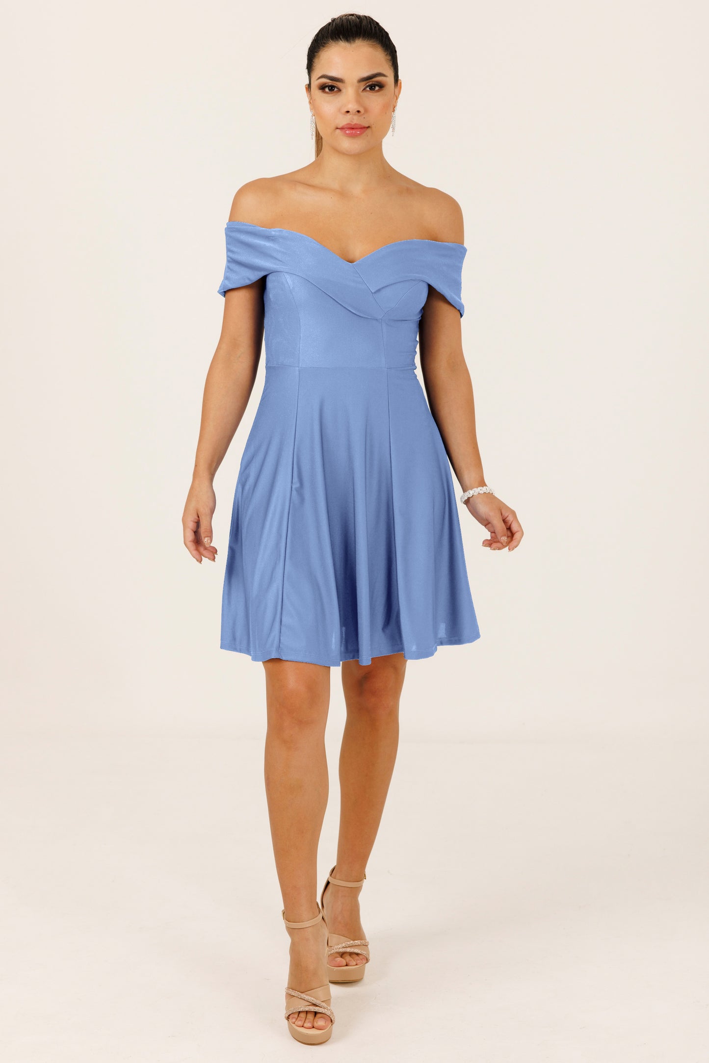 Vestido Corto con Mangas - SUIZA CORTO