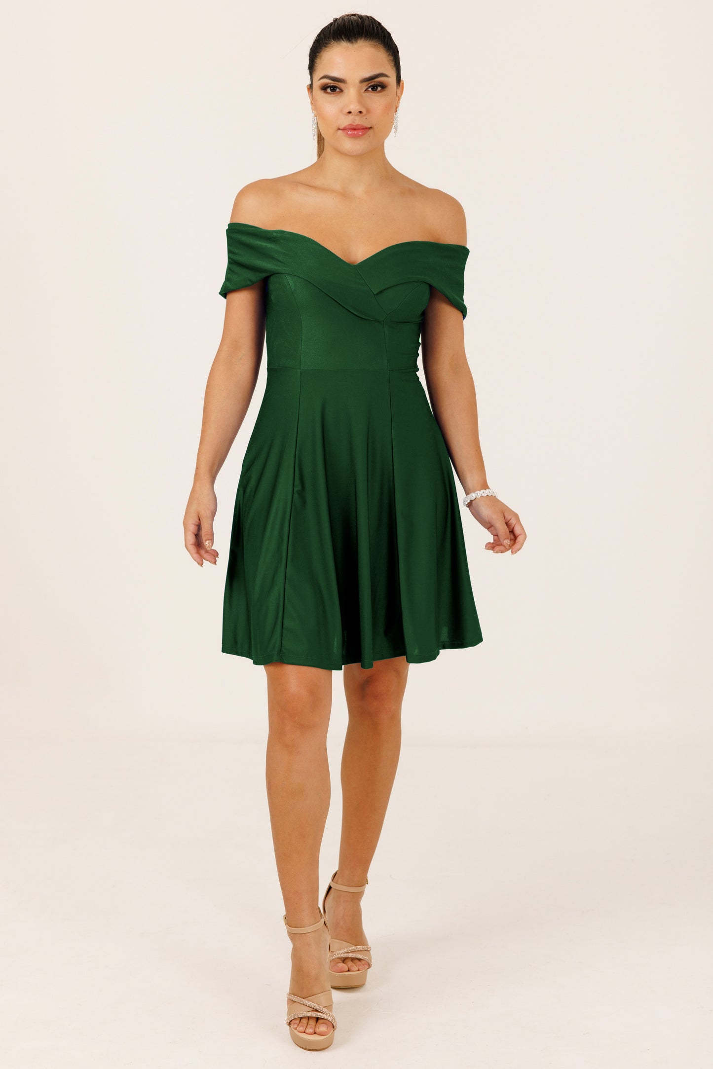 Vestido Corto con Mangas - SUIZA CORTO