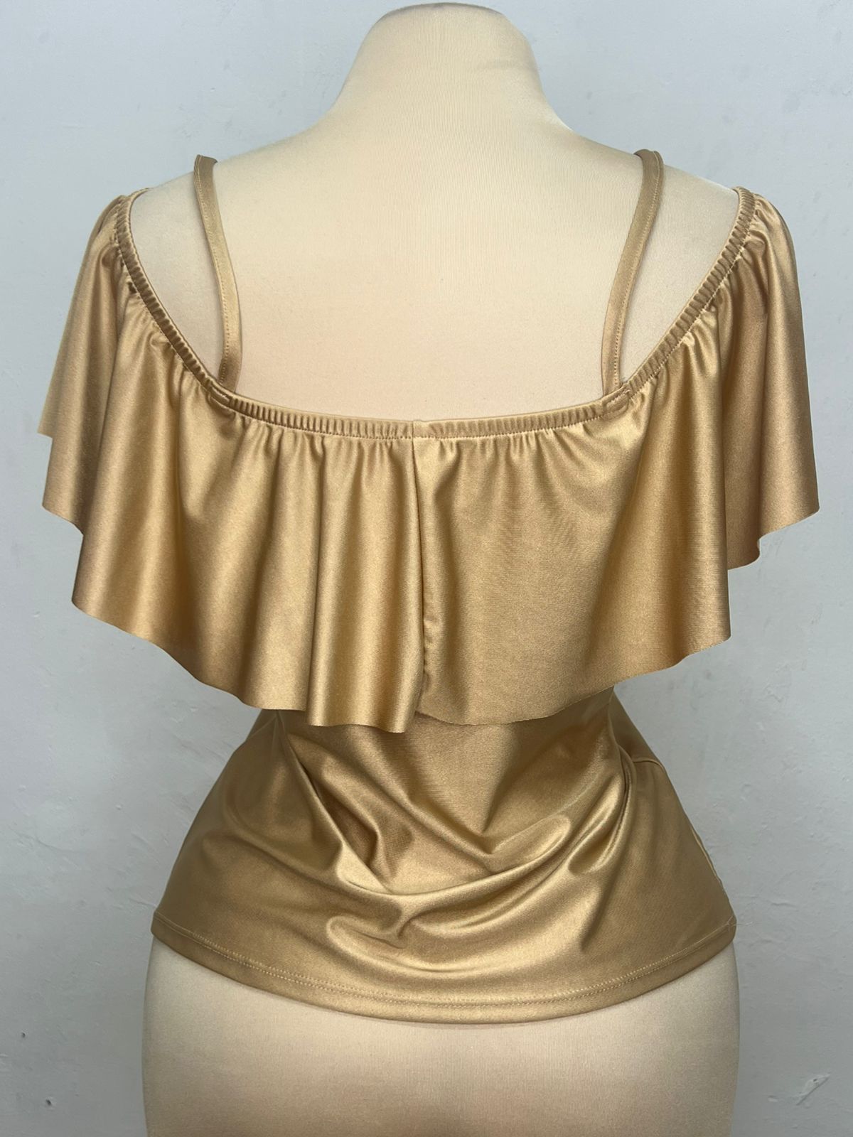 Blusa Casual con Tirantes y Olan - T50