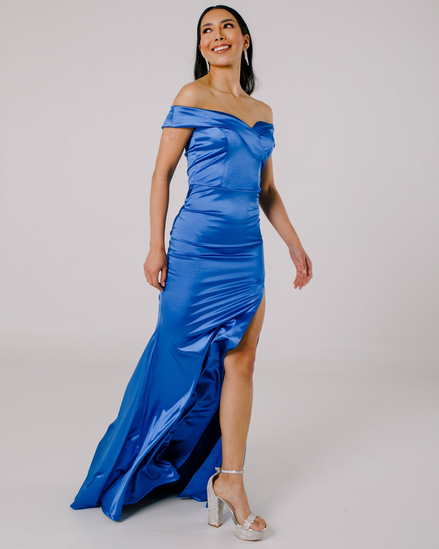 Vestido Largo con Abertura Saten Corrugado - FRIDA