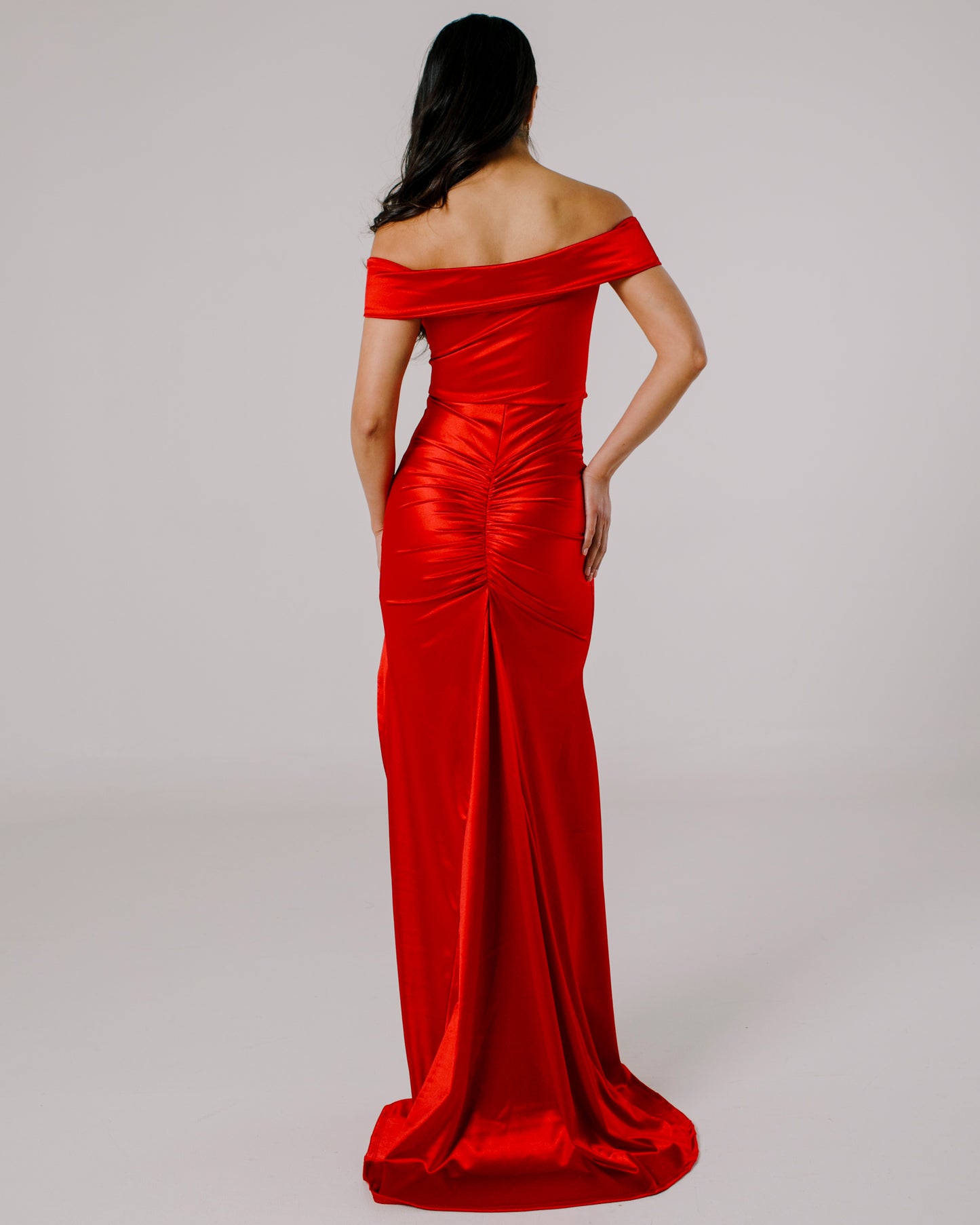 Vestido Largo con Abertura Saten Corrugado - FRIDA