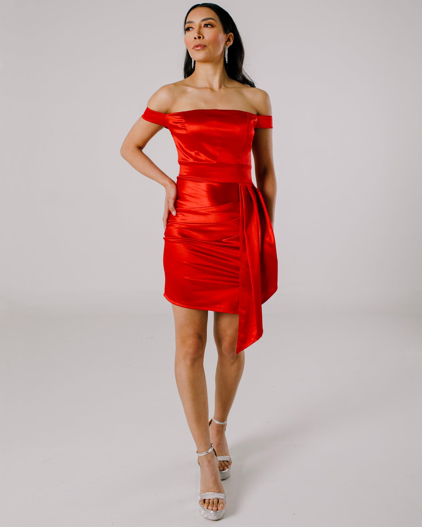 Vestido Corto con Abertura - Celine