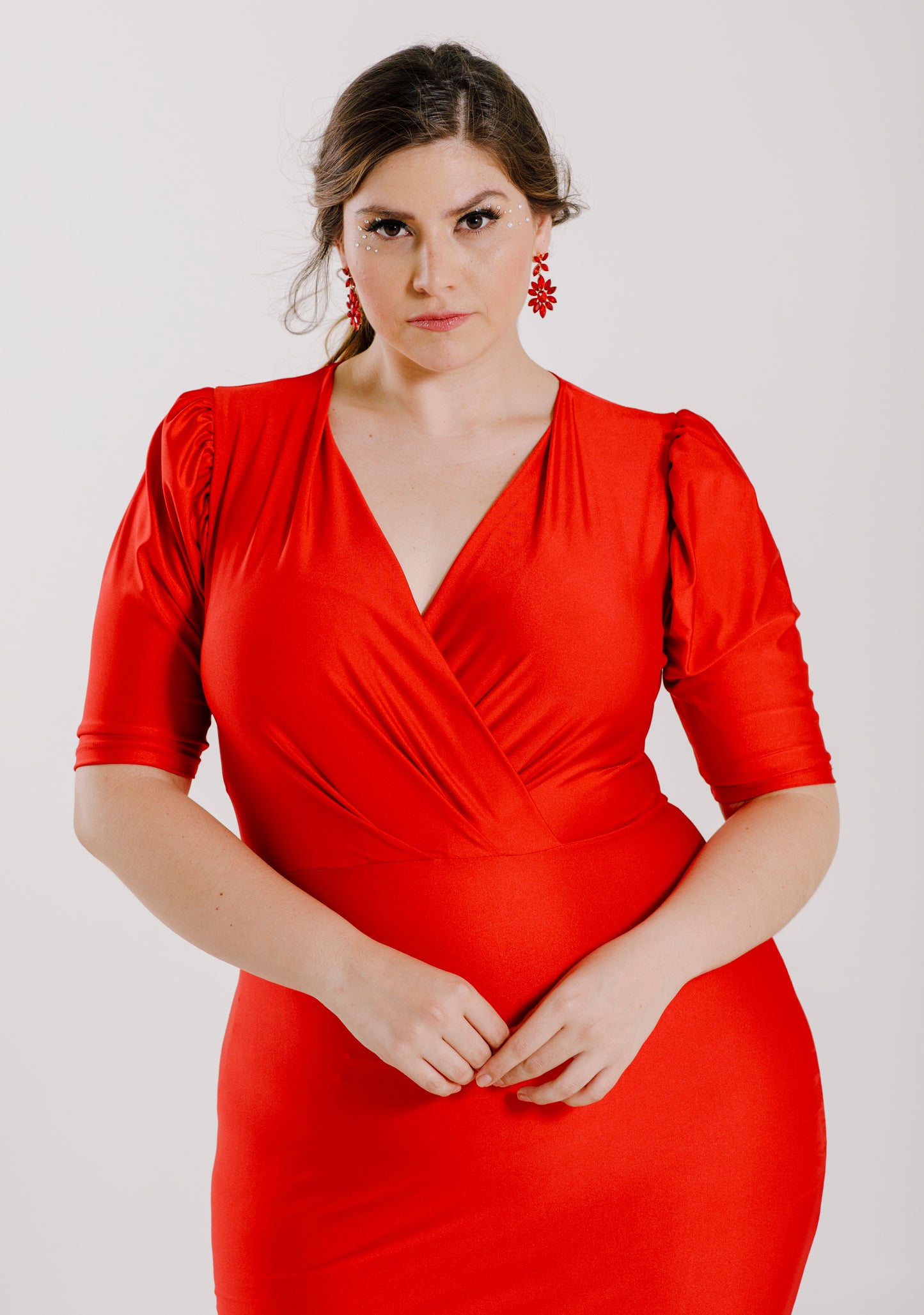 Vestido Corto con Mangas - FAUSTINA