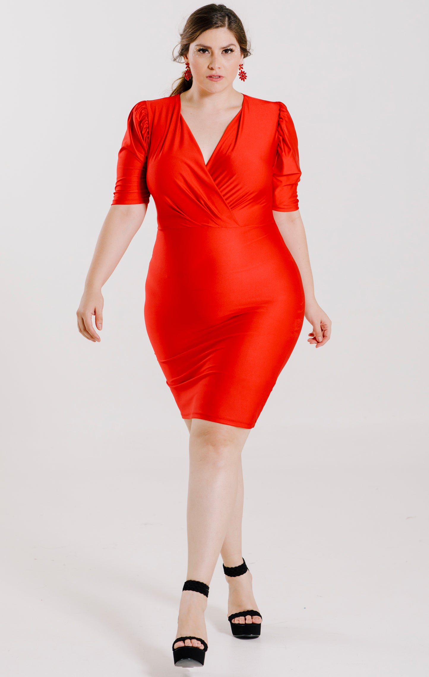 Vestido Corto con Mangas - FAUSTINA
