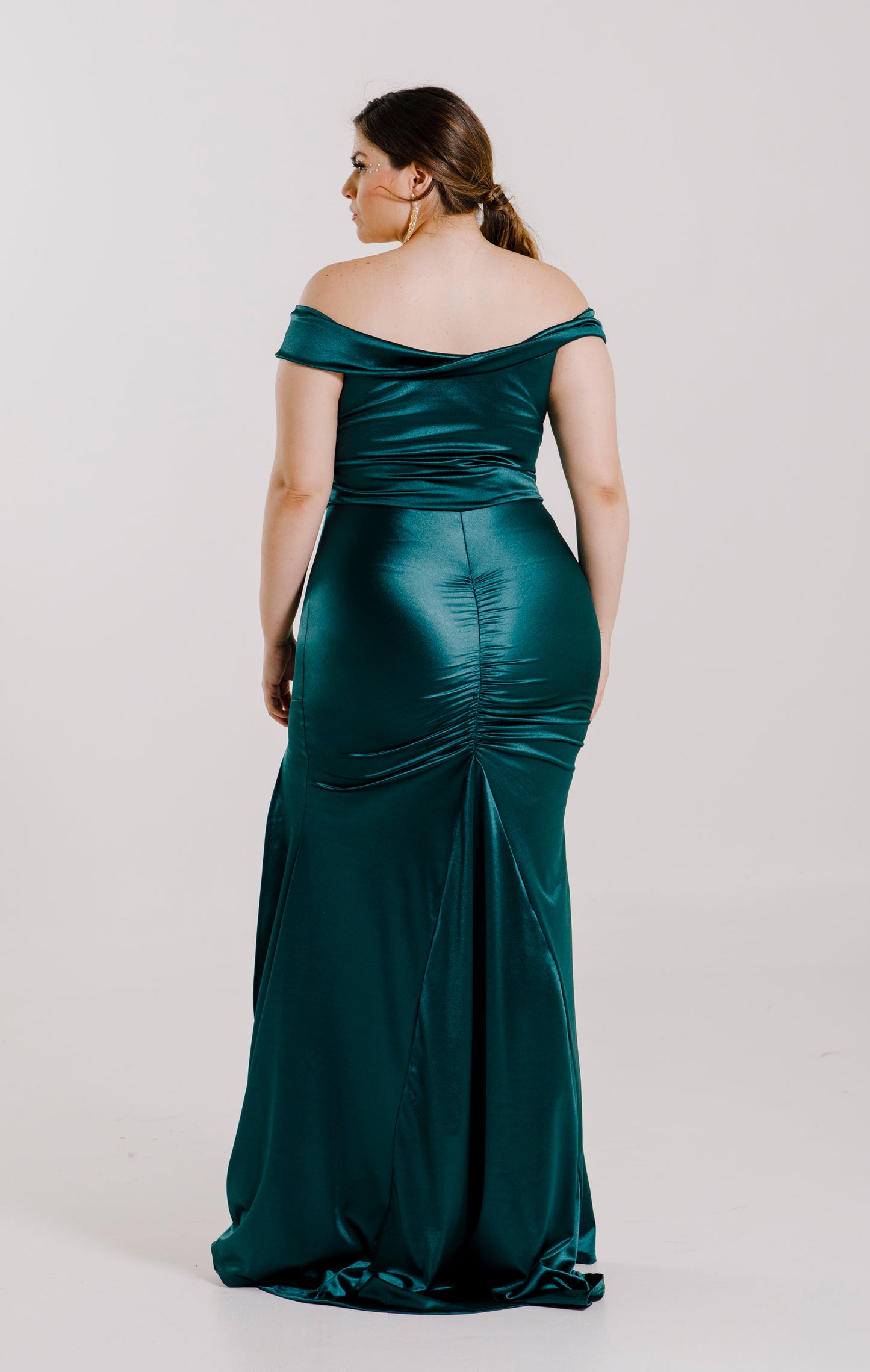 Vestido Largo con Abertura Saten Corrugado - FRIDA