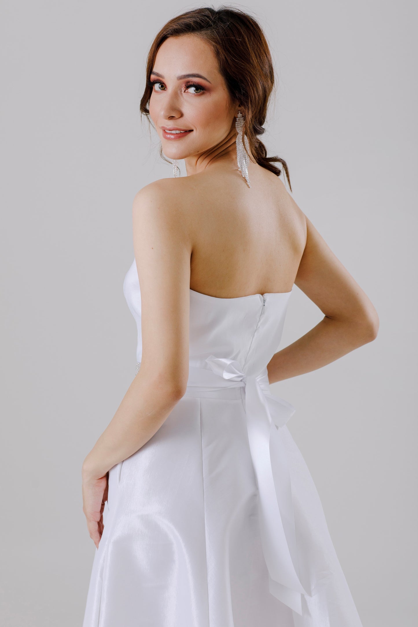 Vestido Strapple Corte midi con Bolsas - MARILYN