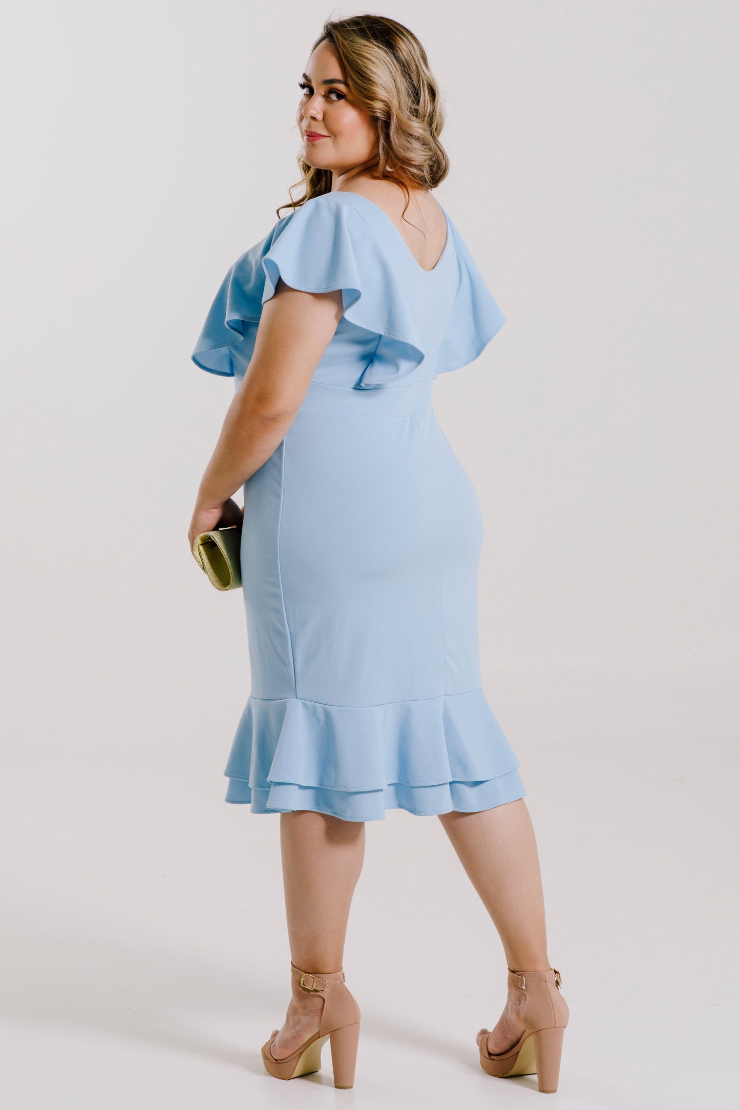 Vestido Corto Con Olanes - MINA