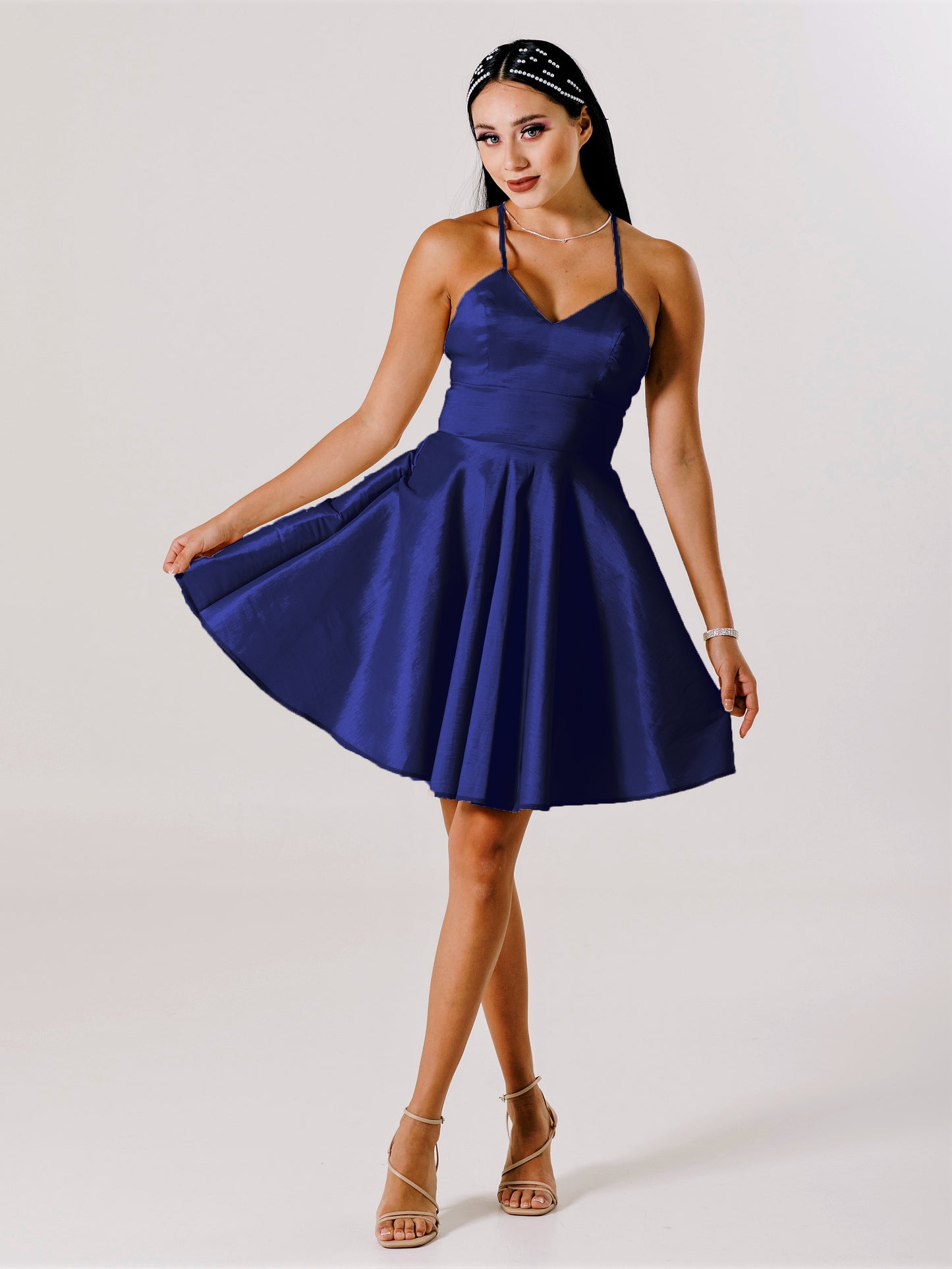 Vestido corto circular con tirante cruzado - "SOPHIA"