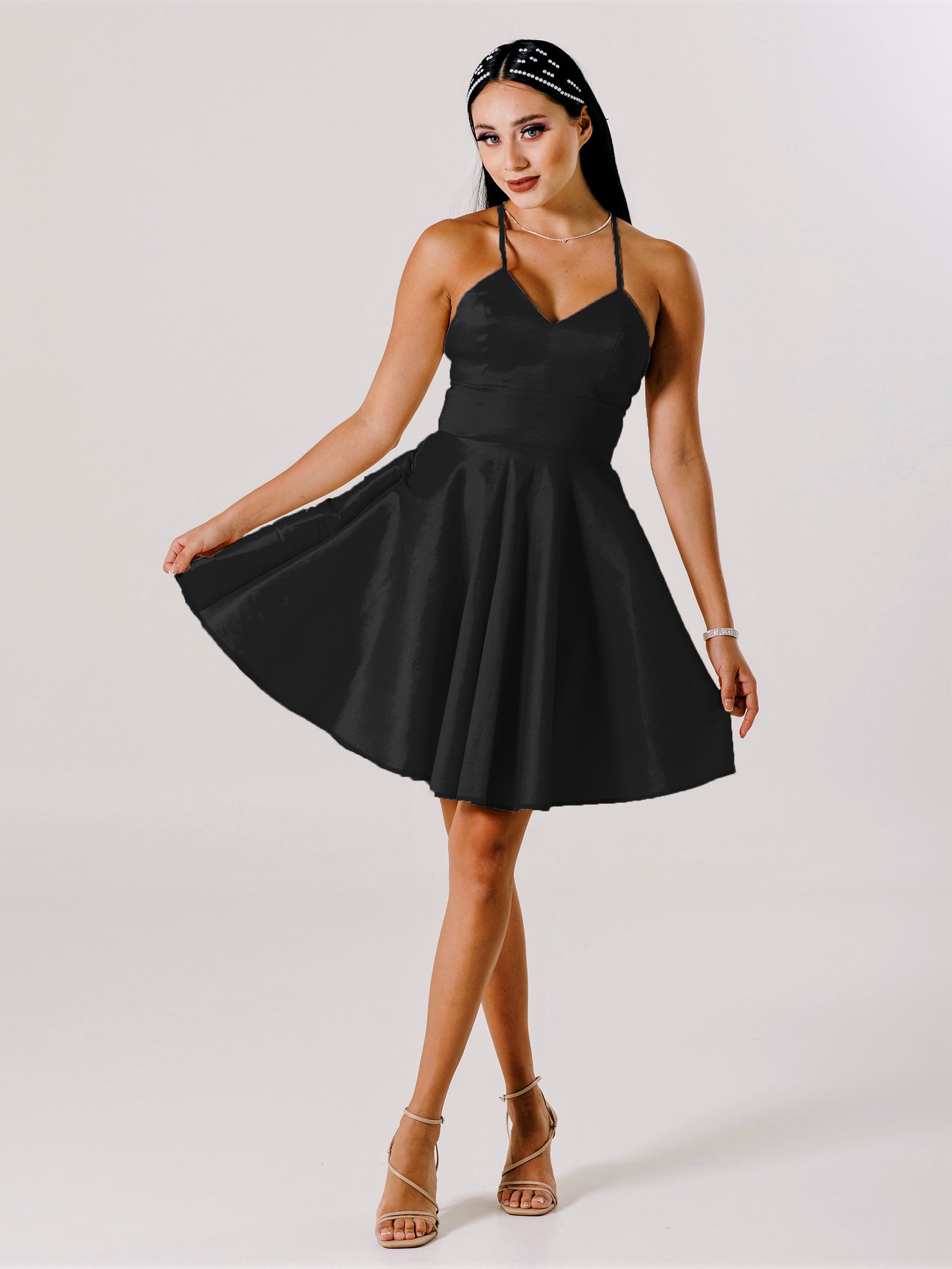 Vestido corto circular con tirante cruzado - "SOPHIA"