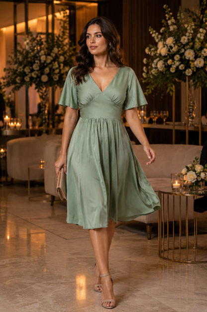 Vestido Corto con Manga - Cristina C