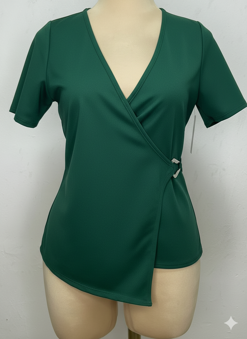 Blusa con Cuello V y Argolla T49