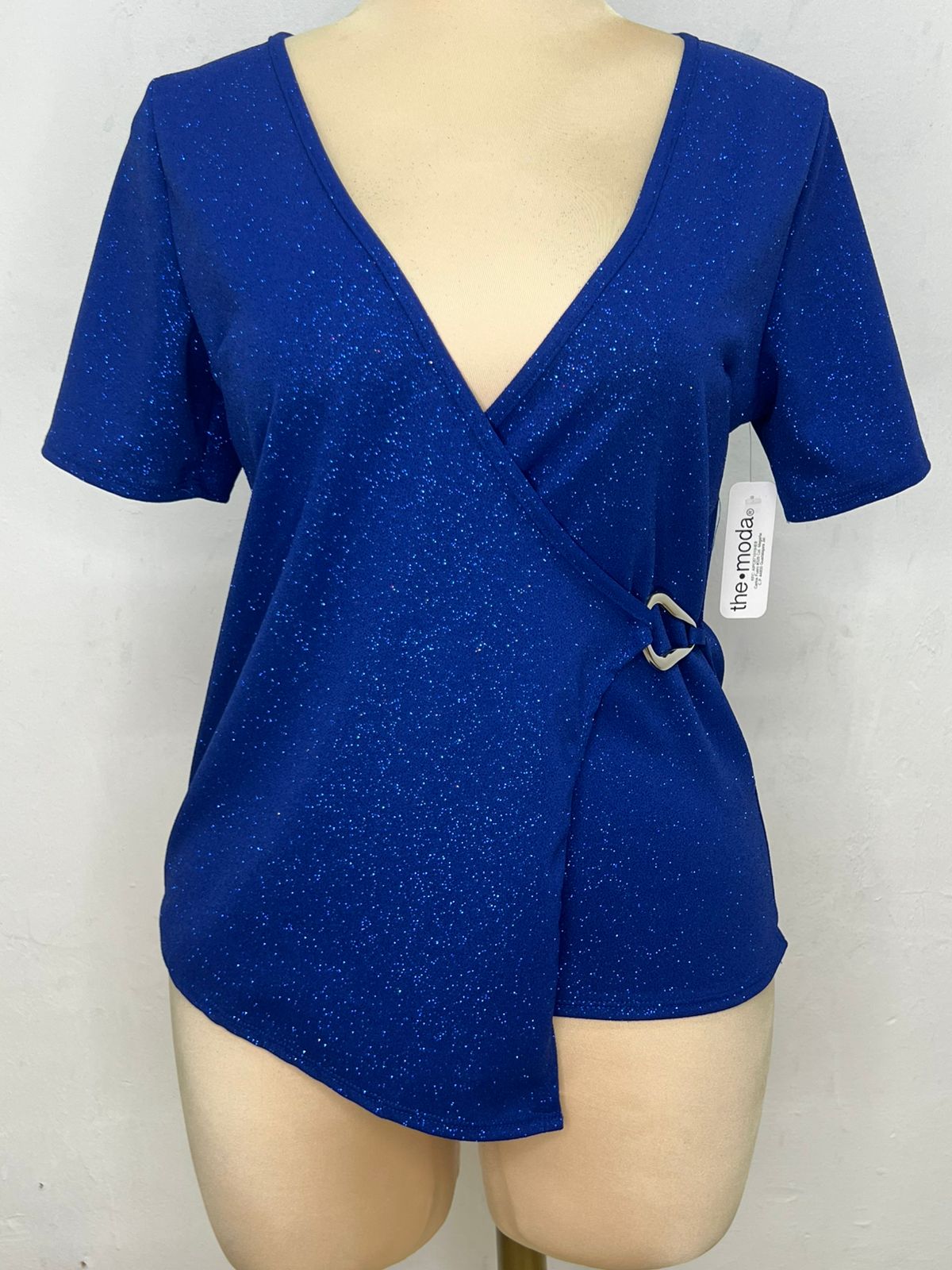 Blusa Brillos con Cuello V y Argolla T49B