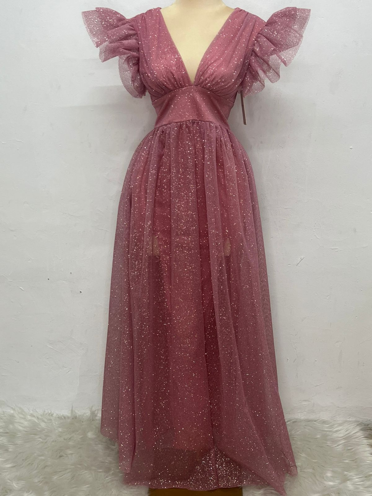 Vestido Largo con Brillos y Mangas - JULIA BRILLOS