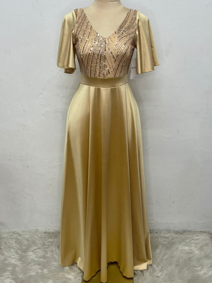 Vestido Largo Con Mangas y Encaje - GALA