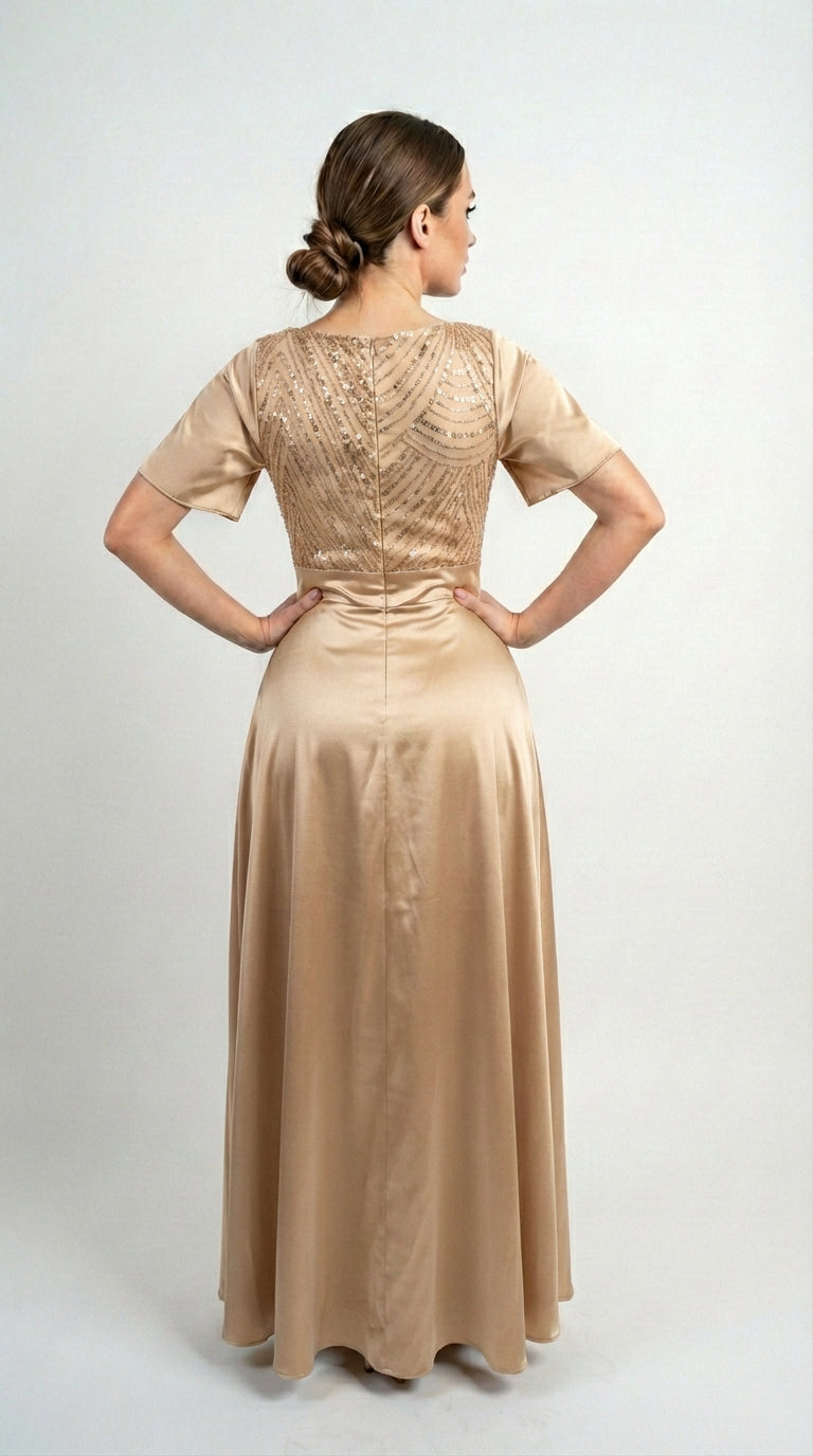 Vestido Largo Con Mangas y Encaje - GALA