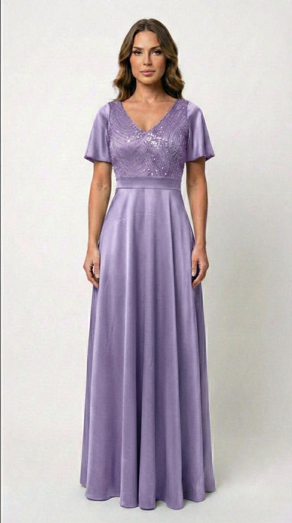 Vestido Largo Con Mangas y Encaje - GALA