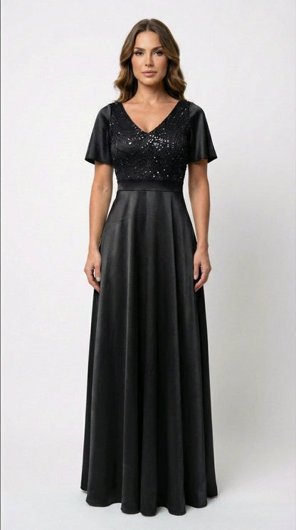 Vestido Largo Con Mangas y Encaje - GALA