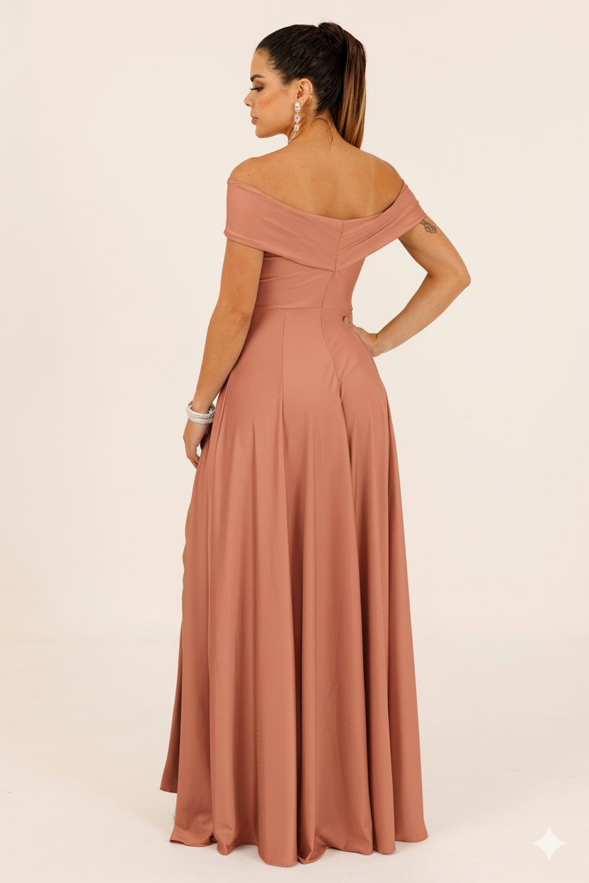 Vestido Largo con Abertura y Mangas - SUIZA