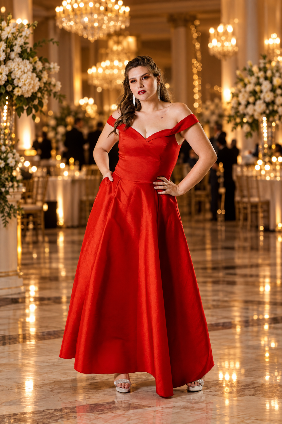 Vestido Florencia rojo en salón de fiesta