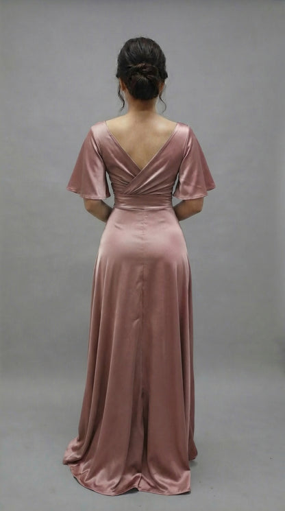 Vestido largo con Manga y Abertura - Cristina Nuevo
